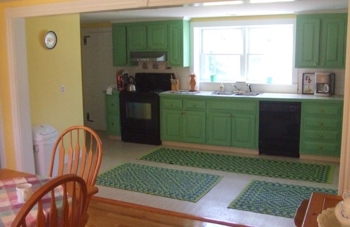 East Dennis House | Only August 29 to Sept 6 is available. 3BR 2 bath house 1/3 mile from beaches