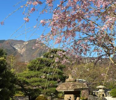 Hakone House | Onsen & Garden -Asante Inn-
