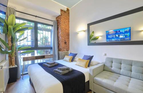 Imperial Apartment | ººRS CityCentre DownTown WiFi AC SmartTVºº