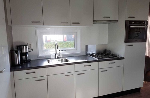 Serooskerke Ski Chalet | Oostveen Comfortable holiday residence