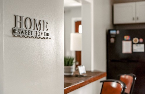 West Seneca House | Opal House: Family-Fun w/Game Room & Laundry, experience Niagara Falls & WNY