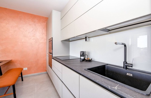 San Benedetto di Lugana Apartment | Opalia Residence - Eva's Elegance