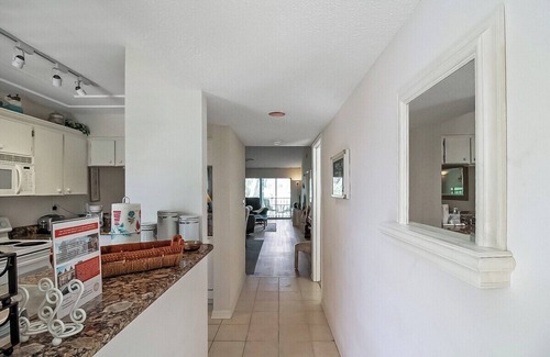 Plantation Condo | Open and airy 2 BR/2 BA condo in Plantation Golf and Country Club - Par 3