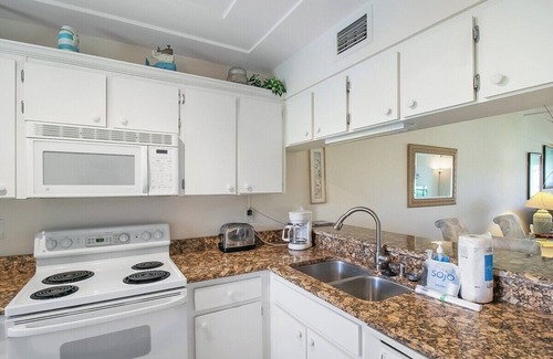 Plantation Condo | Open and airy 2 BR/2 BA condo in Plantation Golf and Country Club - Par 3