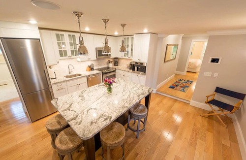 Yachting Village Condo | Open Concept w/Fireplace, 5 min to Mansions