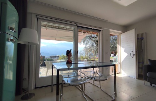 Riva del Garda Apartment | Open space with terrace