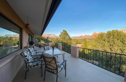 Sedona House | Open Style Home with Magnificent Views!