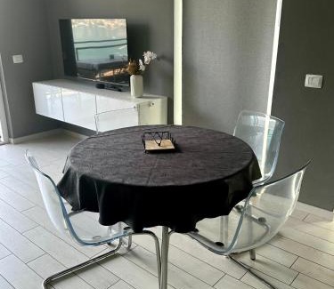 Oliveto Lario Apartment | Open view apartment