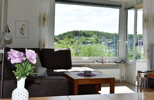 Schausende Apartment | Open Water Apartment