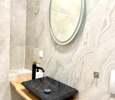 Innere Stadt Apartment | Opera apartment 149 m2
