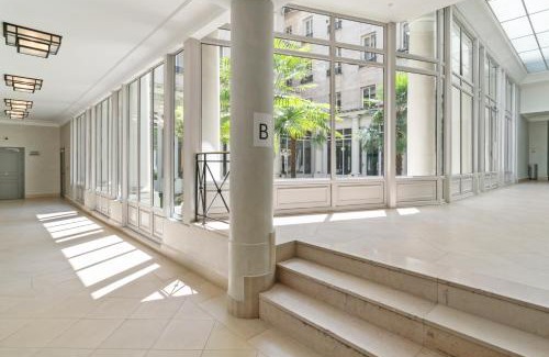 Gaillon Apartment | Opera Cube