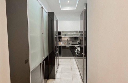 Palacio Apartment | Opera Flat At Palace
