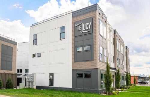 Talbot's Corner House | Ophelia & Owen at The Lucy by Stay Local Nashville