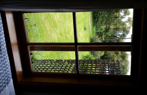 Collingwood Cottage | Opua Garden Cottage, sleeps 3