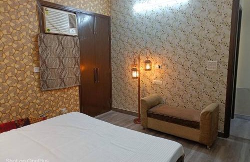 Pashim Vihar Apartment | Opulent Home-3 BHK@Paschim Vihar