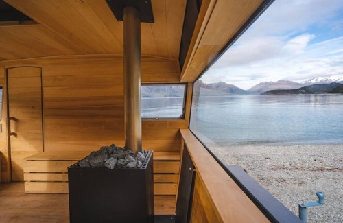 Sunshine Bay Villa | Ora° Retreat Experience