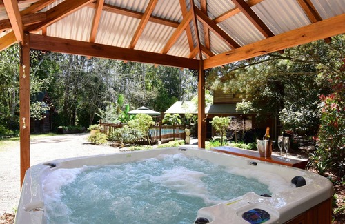 Kangaroo Valley House | Orange Blossom - Retreat