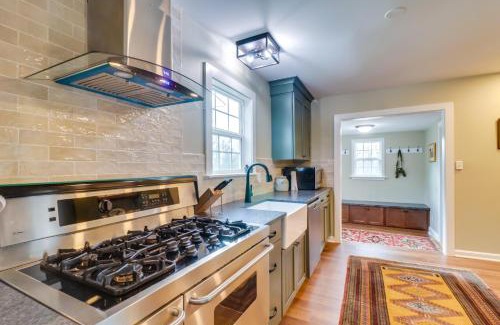 Livingston House | Orange Cottage with Hiking Access 1 Mi to Lake Anna