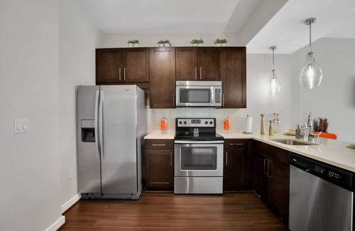 Lenox Apartment | 🍊orange crush🍊