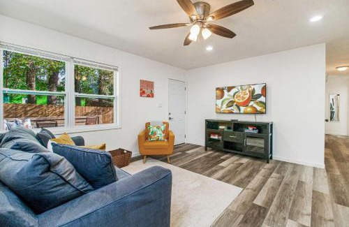 Southeast Pensacola House | Orange Crush