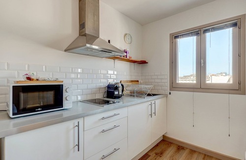Opera Apartment | ORANGE - LES COCONS - Studio Apartment, Sleeps 2