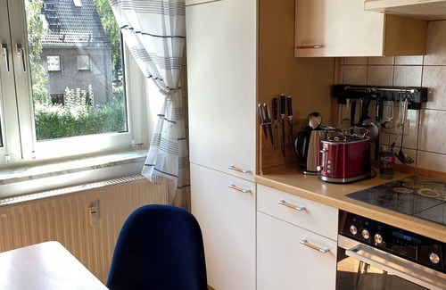 Neudorf-Sud Apartment | Oranger Stern Apartment