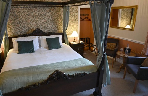 Knaresborough House | Orchard Club - Newton House