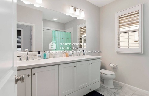 Orchard Hills House | Orchard Hills Coral on Rodeo #7110