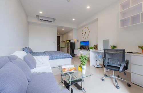 Phu Nhuan Apartment | Orchard Park View Apartment-5 minutes from Airport
