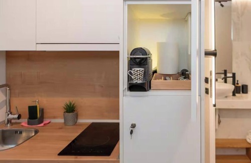 Thessaloniki City Centre Condo | Orietta Suite