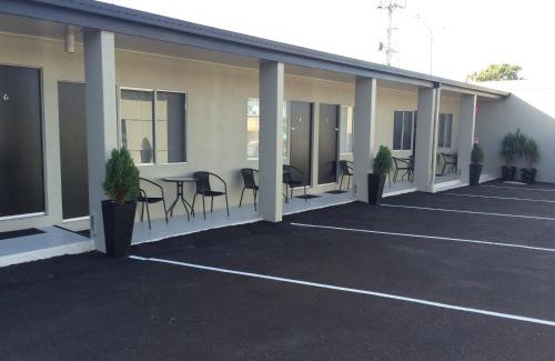 Bowen Town Center Hotel | Original North Australian