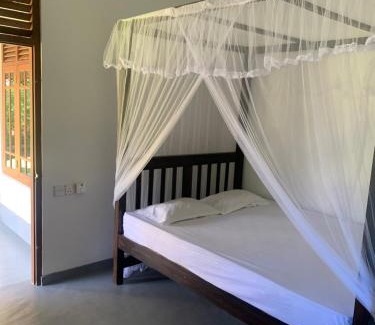 Weligama Cabin | Original track by Unrushed
