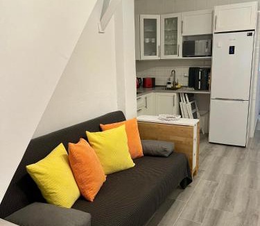 Las Eras Apartment | Orion's Moon