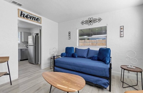 Orlando House | Orlando 2BR Escape | Patio + Comfort for 6 Guests