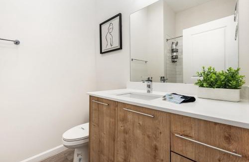 Florida Center Apartment | Orlando 2BR Retreat 3 Beds Near Disney&Universal