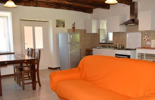 Orta San Giulio House | Orta holidays in the midst of nature. CIR no. 00311200012