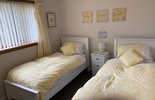 Campbeltown House | Osborne Cottage
