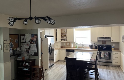 Oshkosh House | Oshkosh EAA Rental.1 mile from AirVenture
