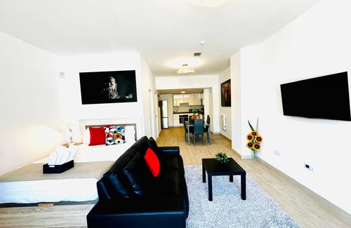 Pena Grande Apartment | Oshun Mirasierra modern 57 m² apartment