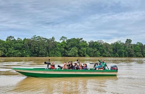 Kota Kinabatangan Bed & Breakfast | Osman homestay