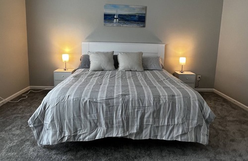 Piney Green House | Osprey Getaway 3500sqft open floor plan , close to base, beaches, restaurants