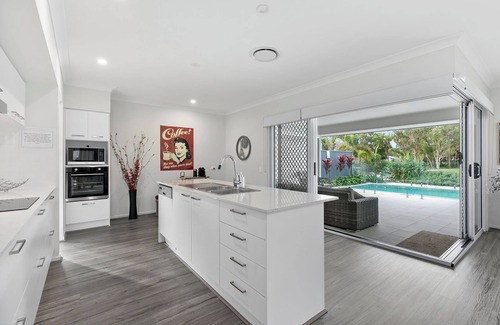 Banksia Beach House | OSPREY ISLAND RETREAT