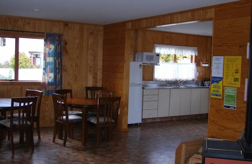 Ohakune Hotel | Ossies Motels and Chalets