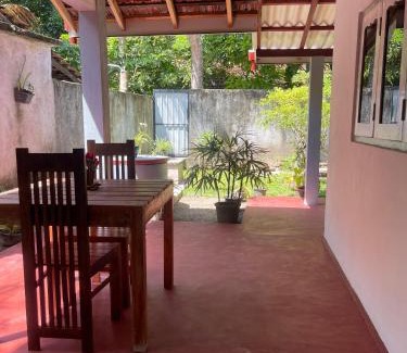 Ahangama House | Ostello Surf Resort