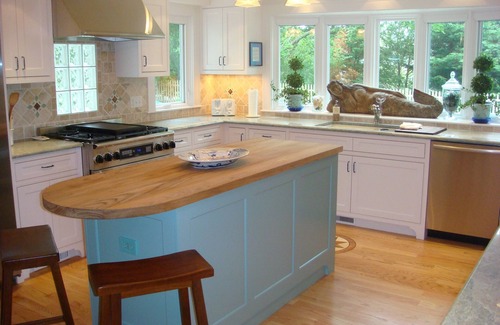 Osterville House | Osterville Cape Cod-Style Home - One Block from North Bay!
