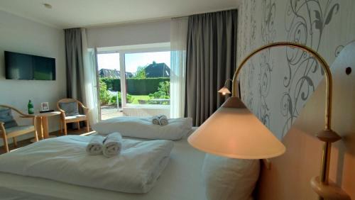 Kopperby Hotel | Ostseehotel Kappeln by team SchleiFee
