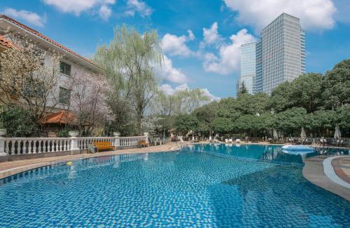 Baiyun District Hotel | OT Villa