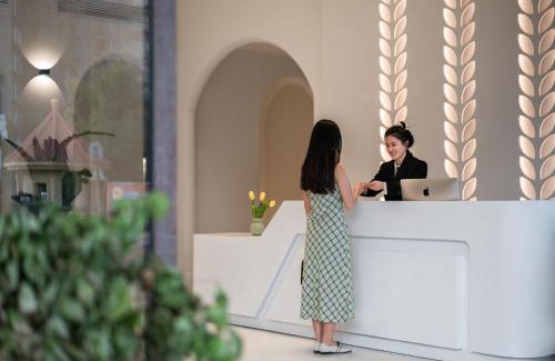 Baiyun District Hotel | OT Villa