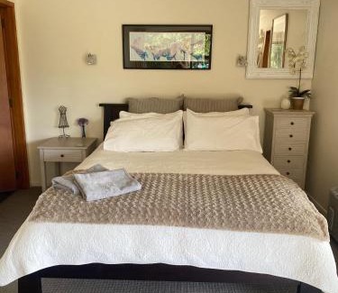 Dunedin House | Otago Peninsula Paradise