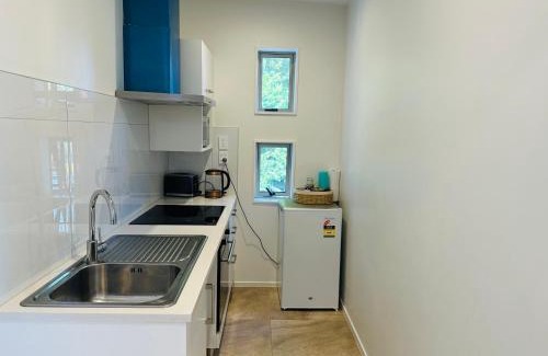 Otahuhu Apartment | Otahuhu Town Centre Brand New Apartment 8B